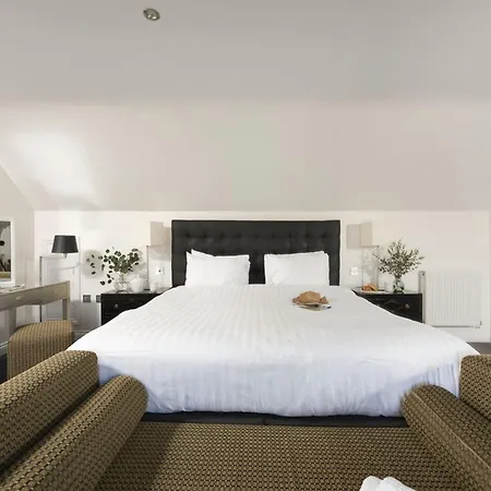 23, Hustyns, Nr * Wadebridge