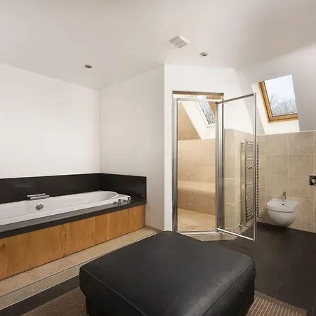 23, Hustyns, Nr